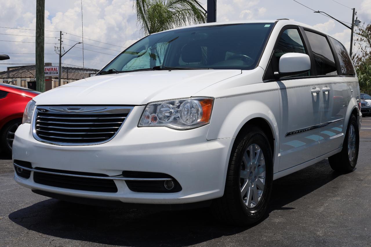 Chrysler Town & Country 4dr Wgn Touring 2014