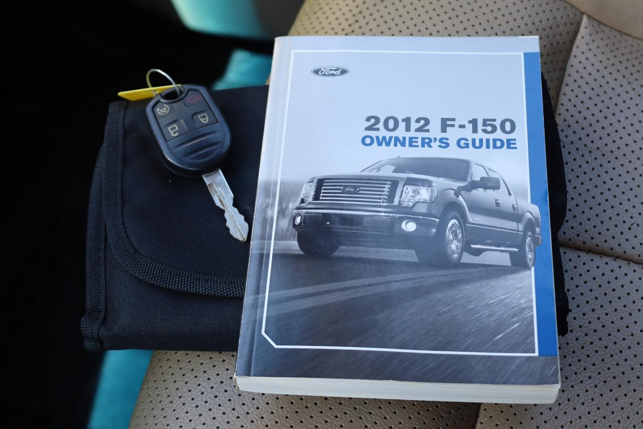 Ford F-150 2WD SuperCrew 145" Lariat 2012