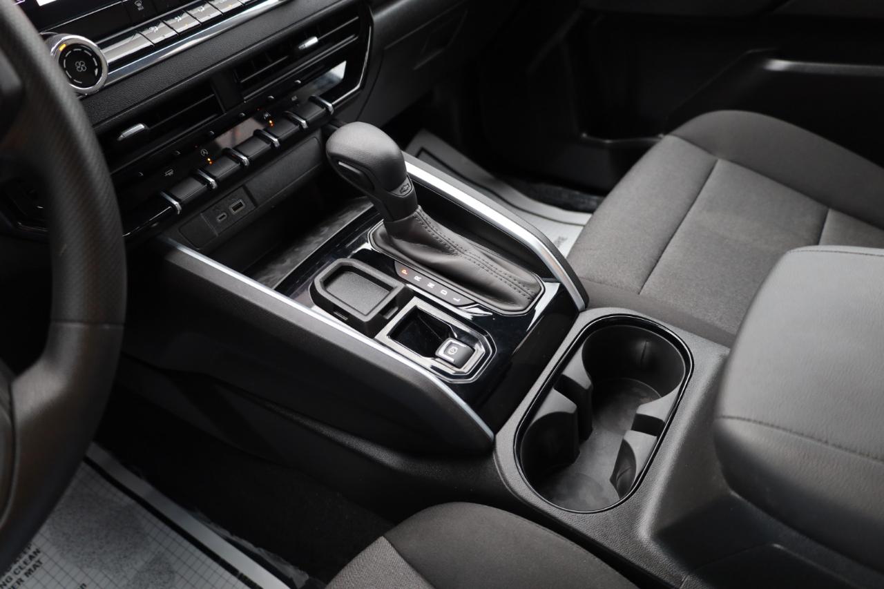Chevrolet Colorado 2WD Crew Cab WT 2025