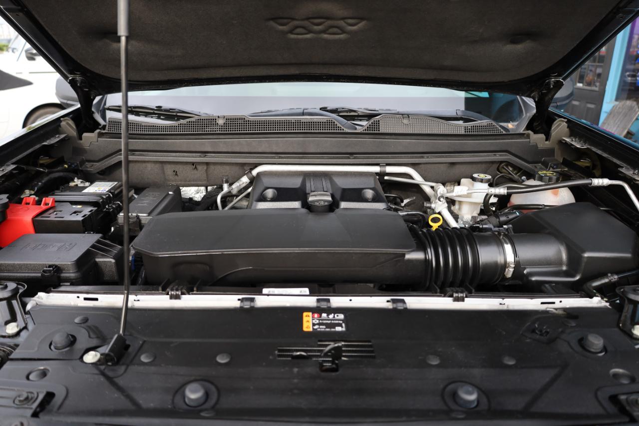 Chevrolet Colorado 2WD Crew Cab WT 2025