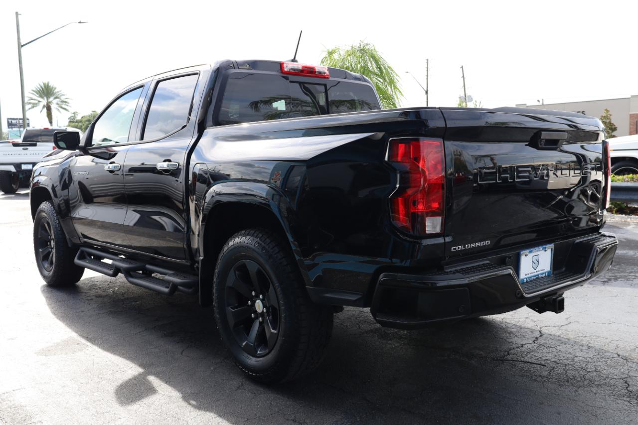 Chevrolet Colorado 2WD Crew Cab WT 2025