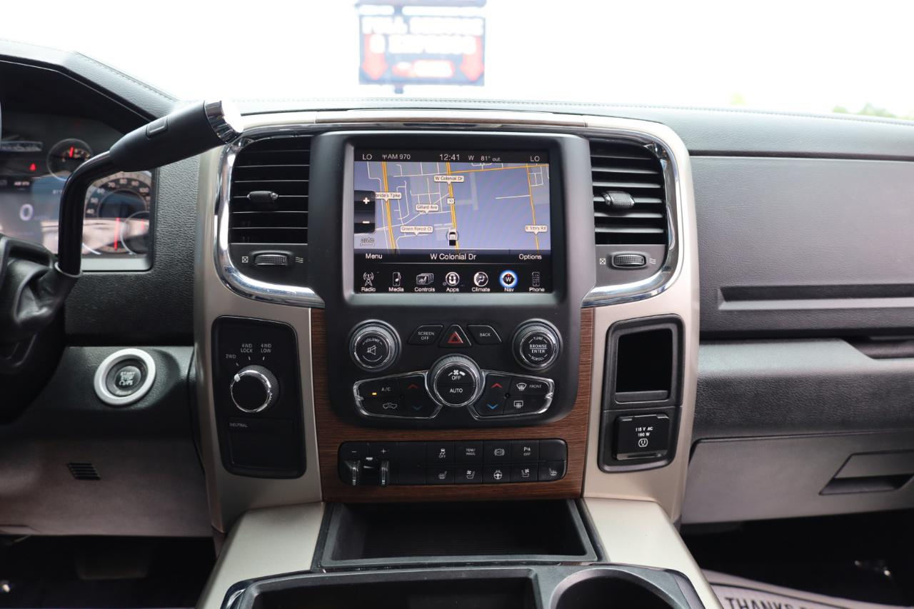 RAM 2500 4WD Mega Cab 160.5" Laramie 2015