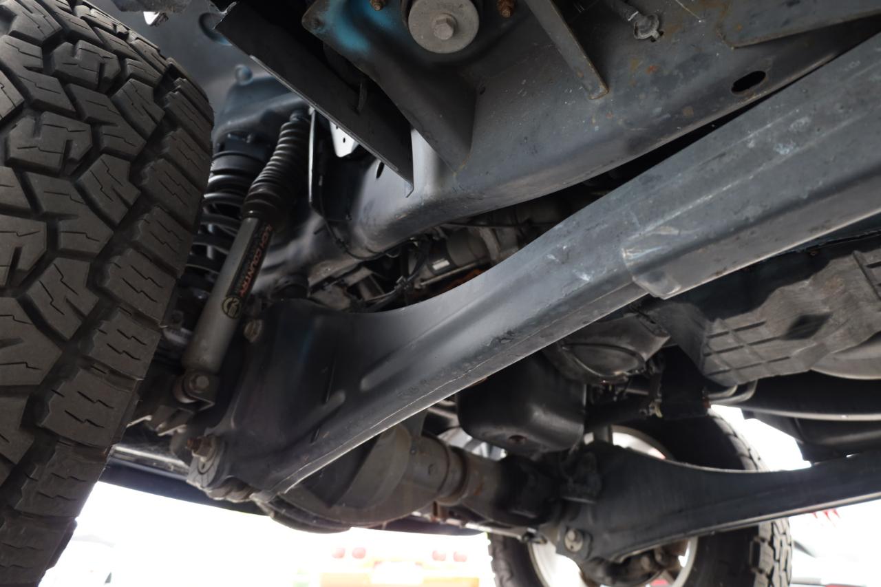 RAM 2500 4WD Mega Cab 160.5" Laramie 2015