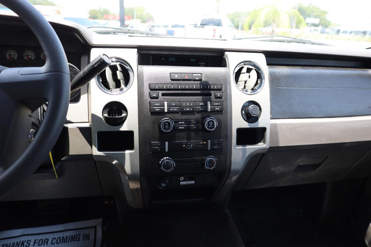 Ford F-150 2WD SuperCrew 145" XLT 2010