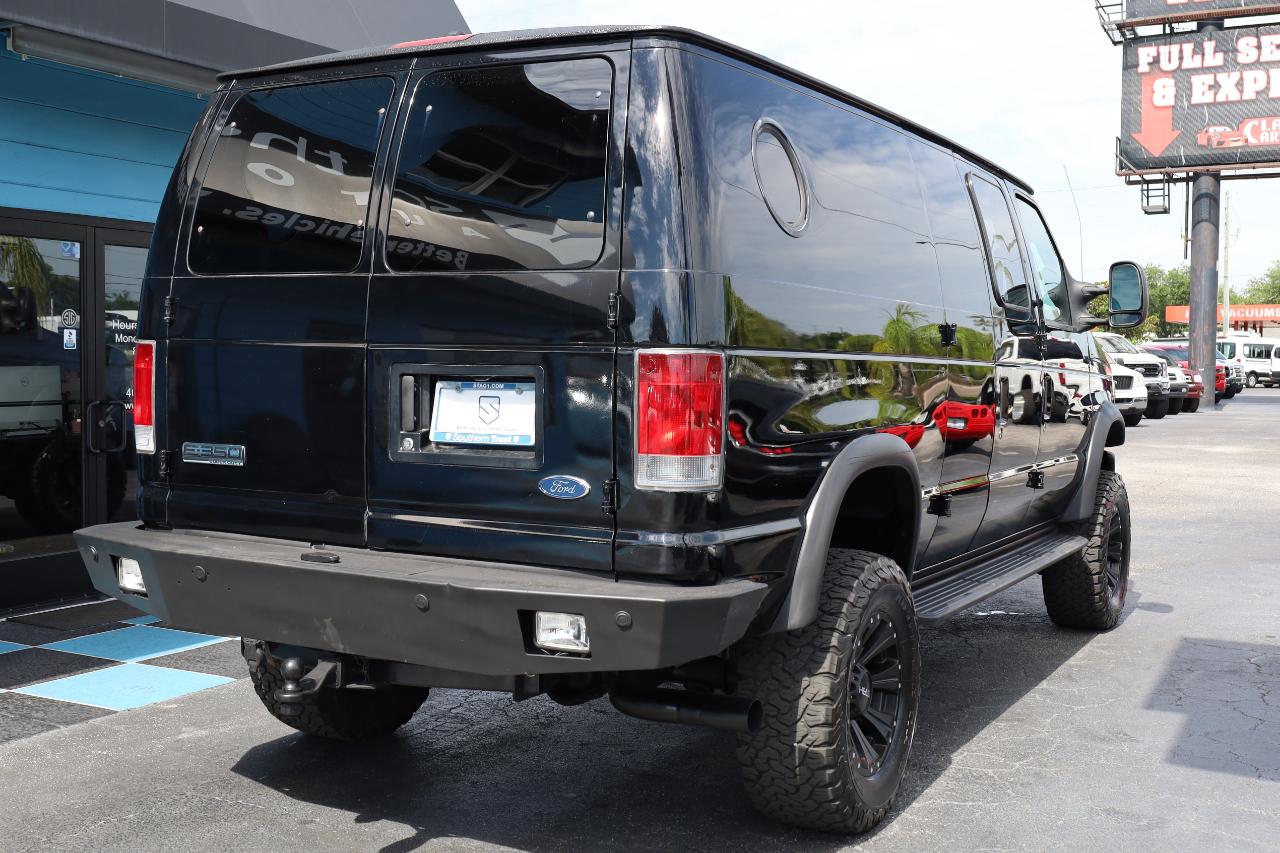 Ford Econoline Cargo Van E-350 Super Duty Commercial 2008