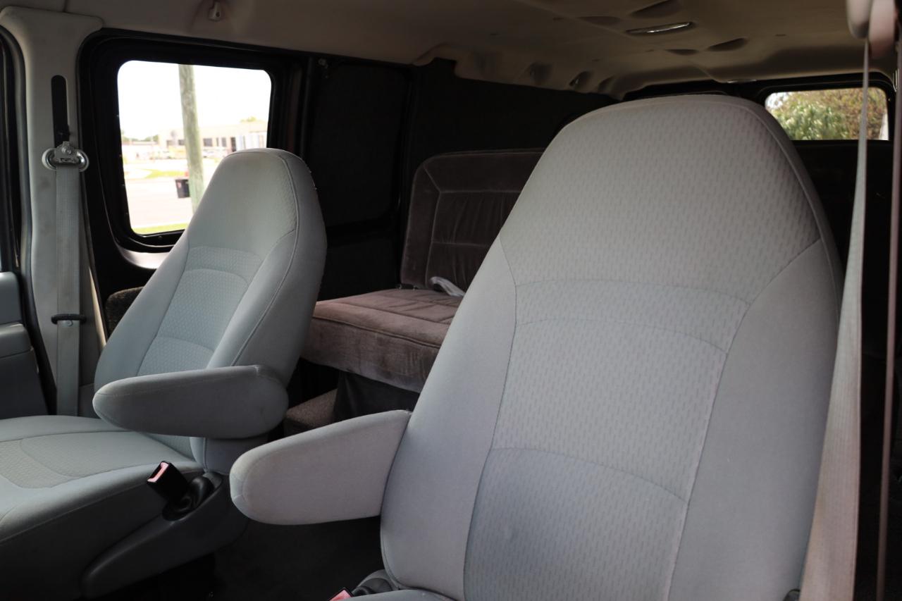 Ford Econoline Cargo Van E-350 Super Duty Commercial 2008