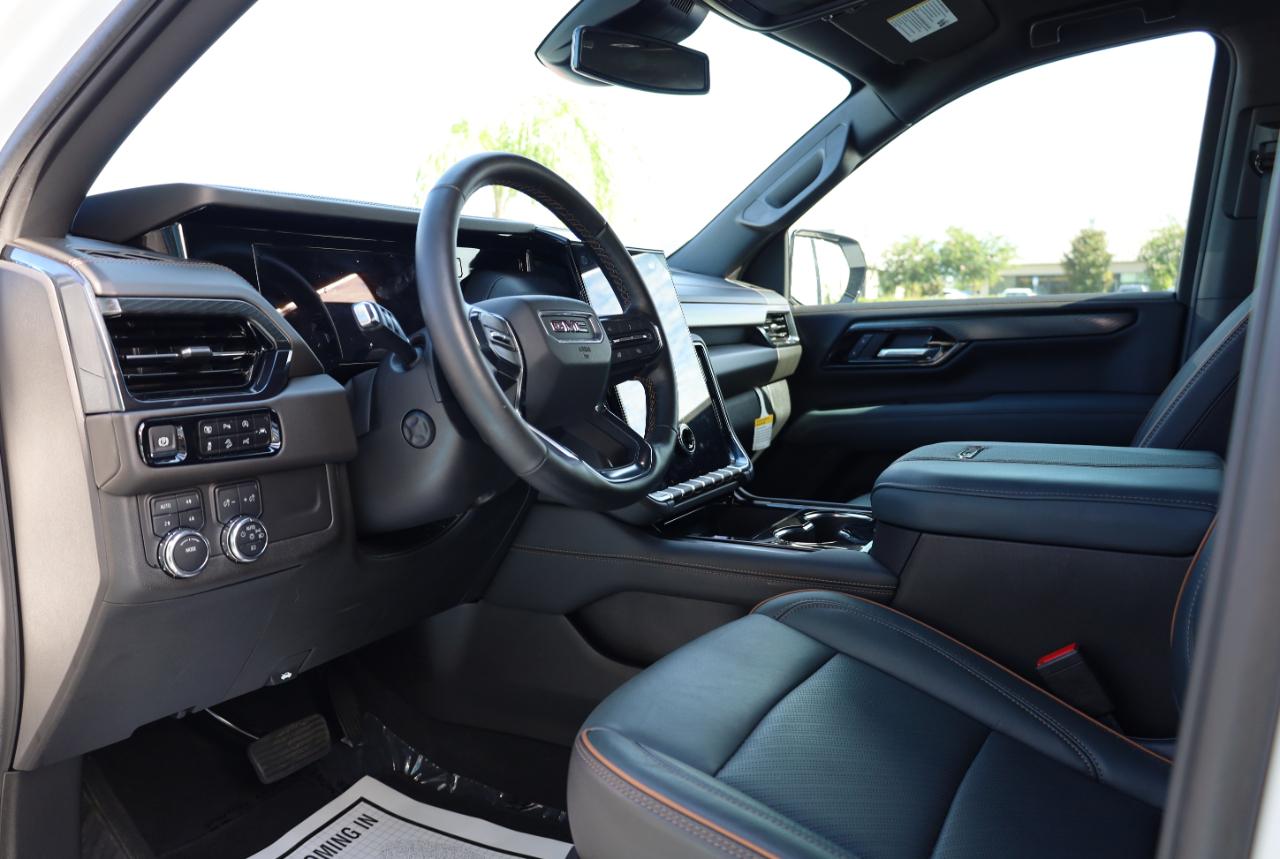 GMC Yukon XL 4WD 4dr AT4 2025