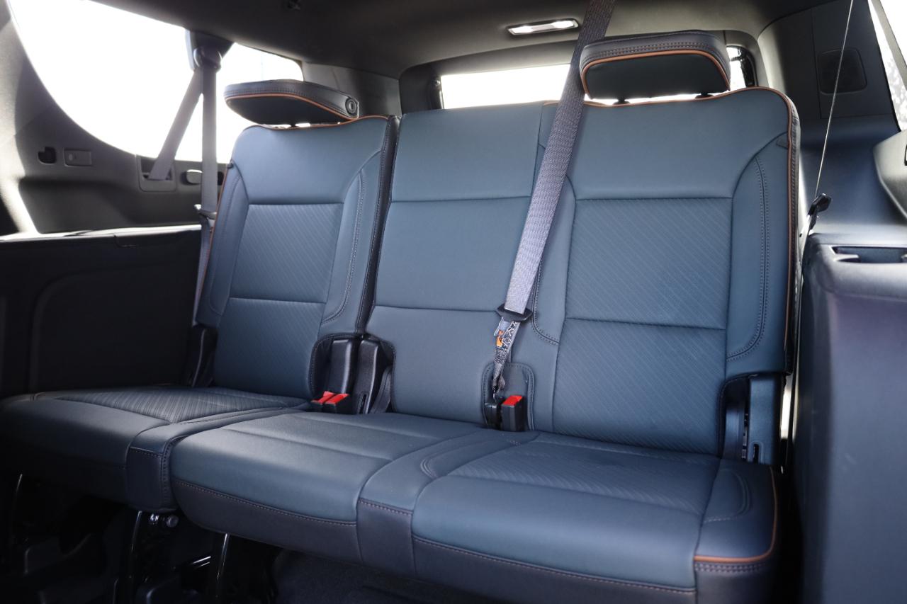 GMC Yukon XL 4WD 4dr AT4 2025