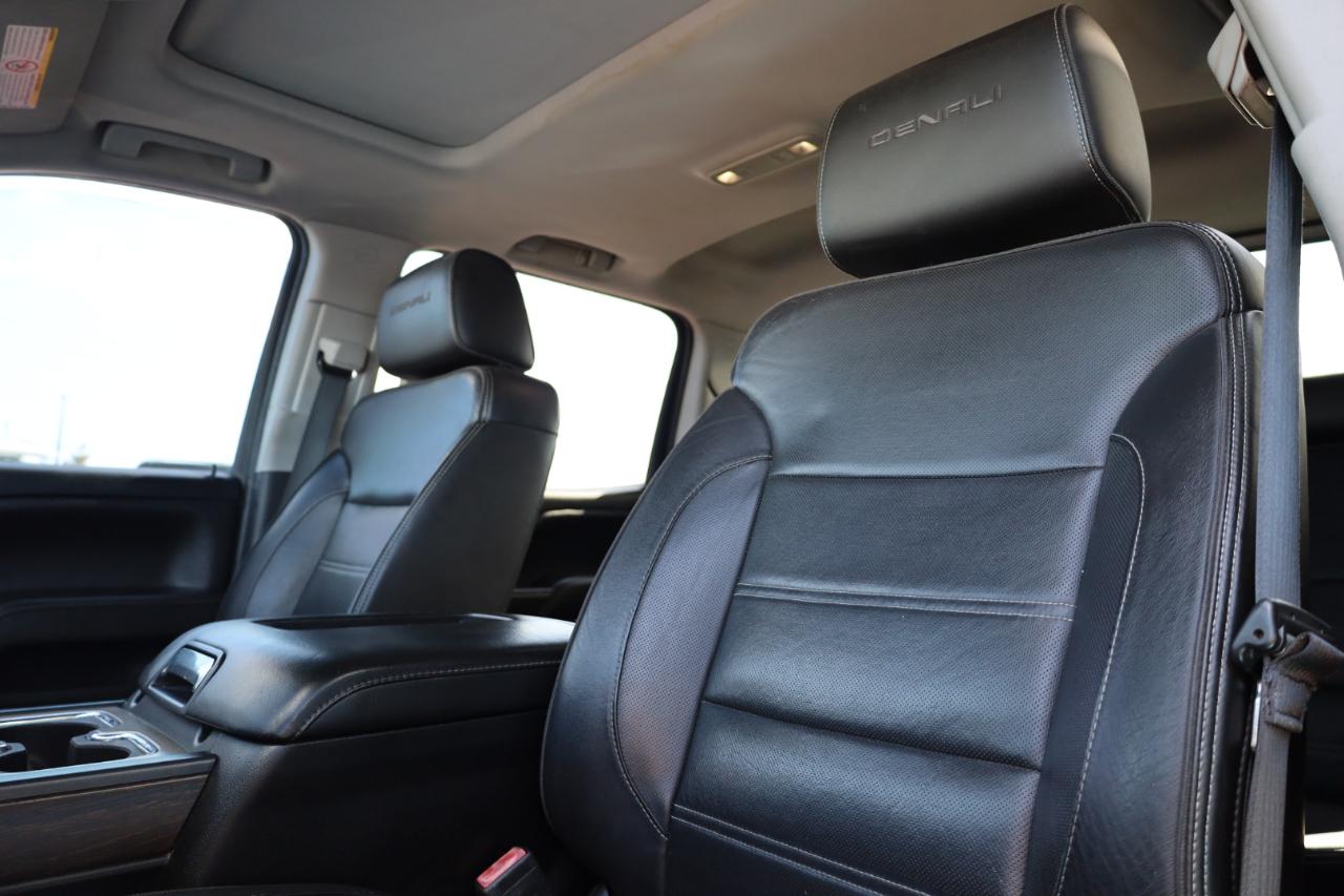 GMC Sierra 2500HD 4WD Crew Cab 153.7" Denali 2017