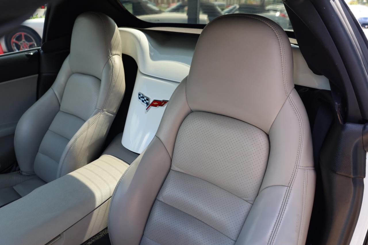 Chevrolet Corvette 2dr Conv w/3LT 2009