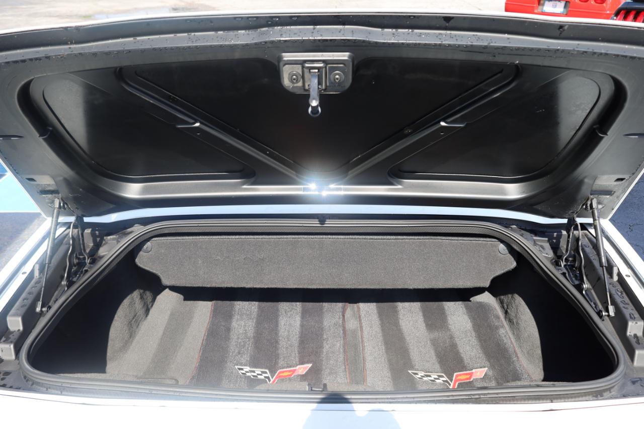 Chevrolet Corvette 2dr Conv w/3LT 2009