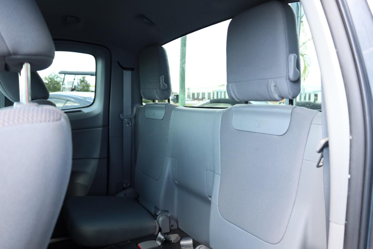Toyota Tacoma 2WD Access Cab I4 MT (Natl) 2014