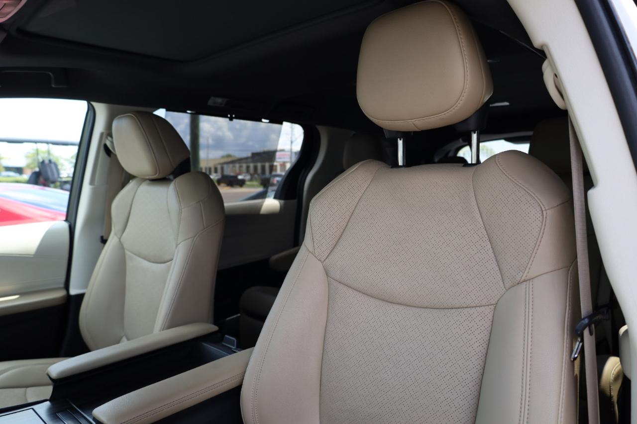 Toyota Sienna Limited FWD 7-Passenger (Natl) 2024