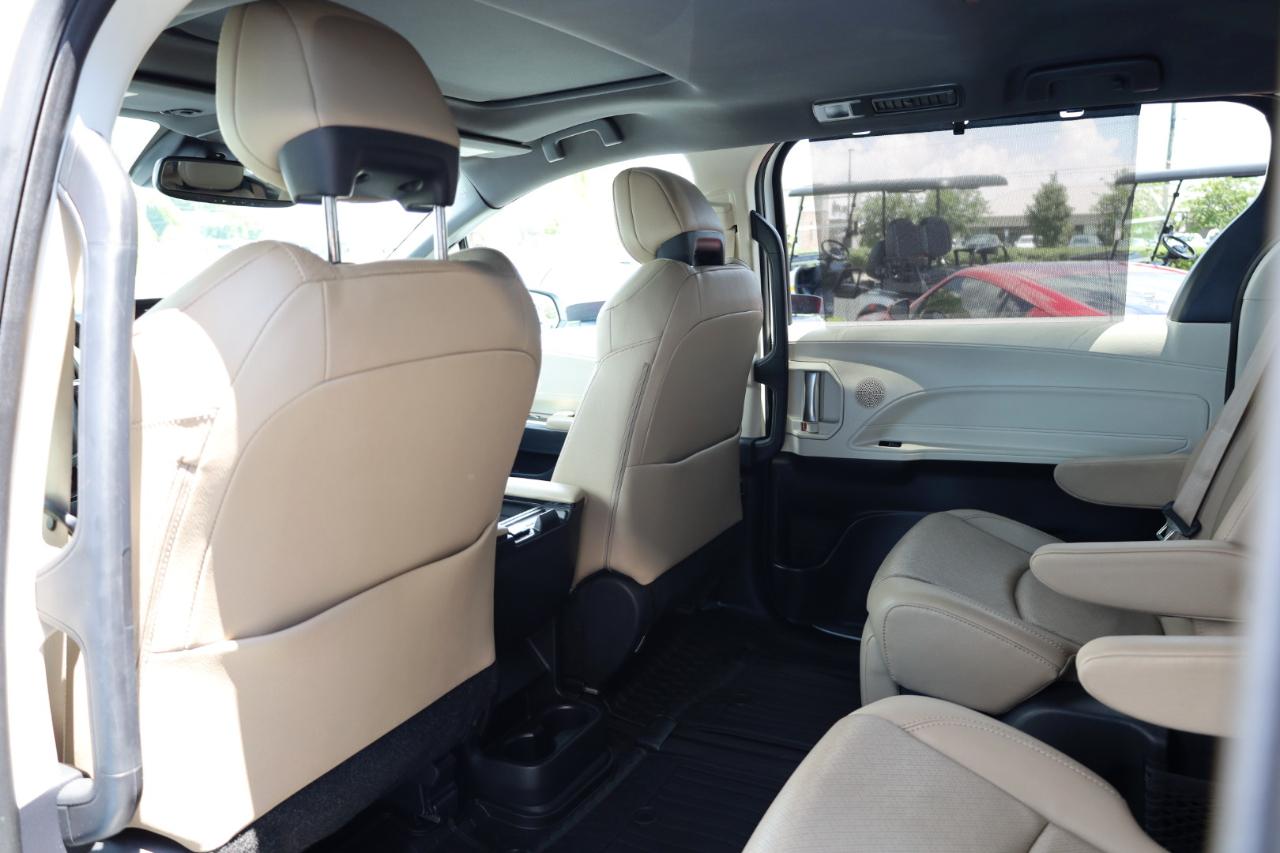 Toyota Sienna Limited FWD 7-Passenger (Natl) 2024