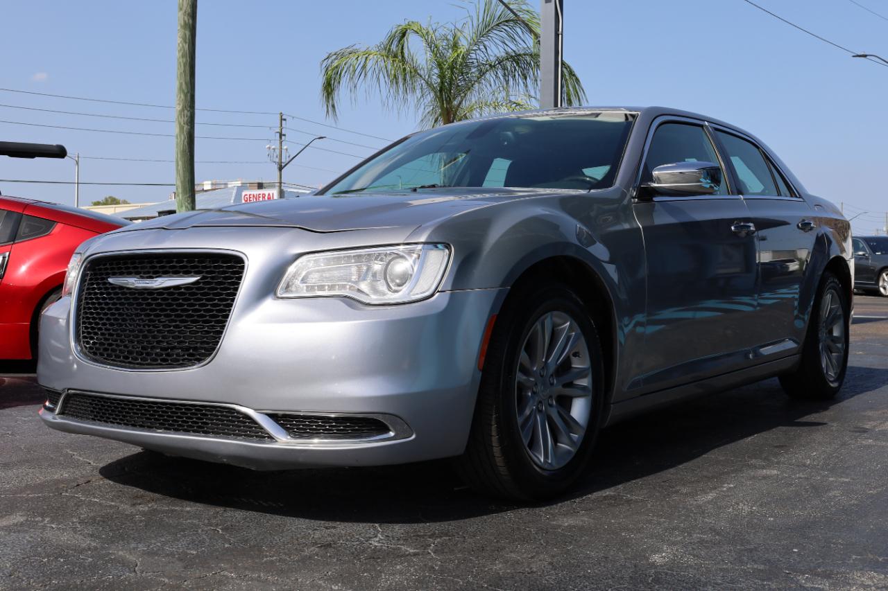 Chrysler 300 4dr Sdn 300C RWD 2016