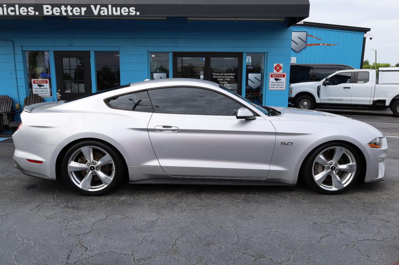 Ford Mustang GT Fastback 2018