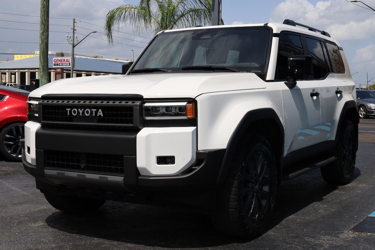 Toyota Land Cruiser 4WD (Natl) 2024