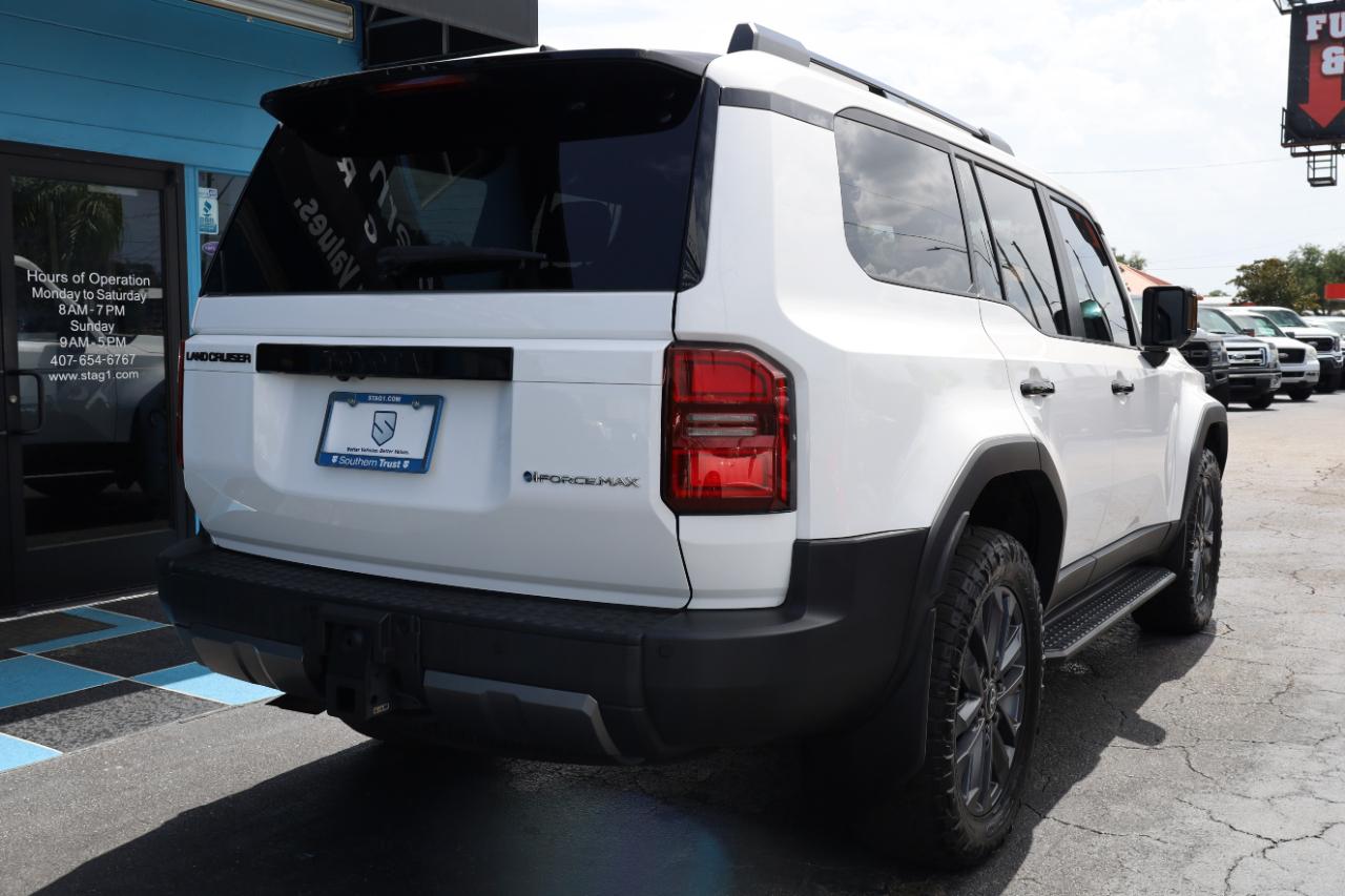 Toyota Land Cruiser 4WD (Natl) 2024