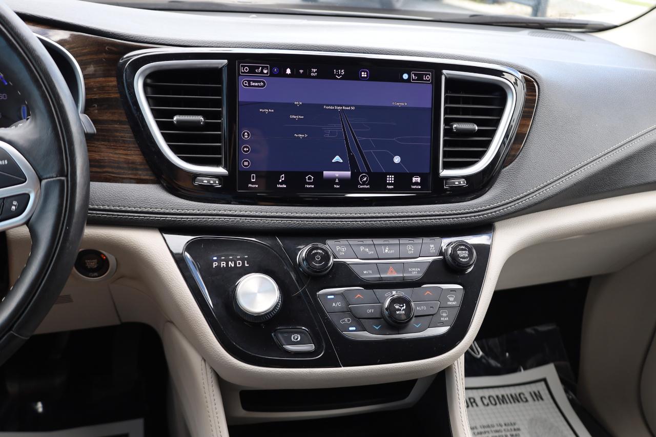 Chrysler Pacifica Limited FWD 2022