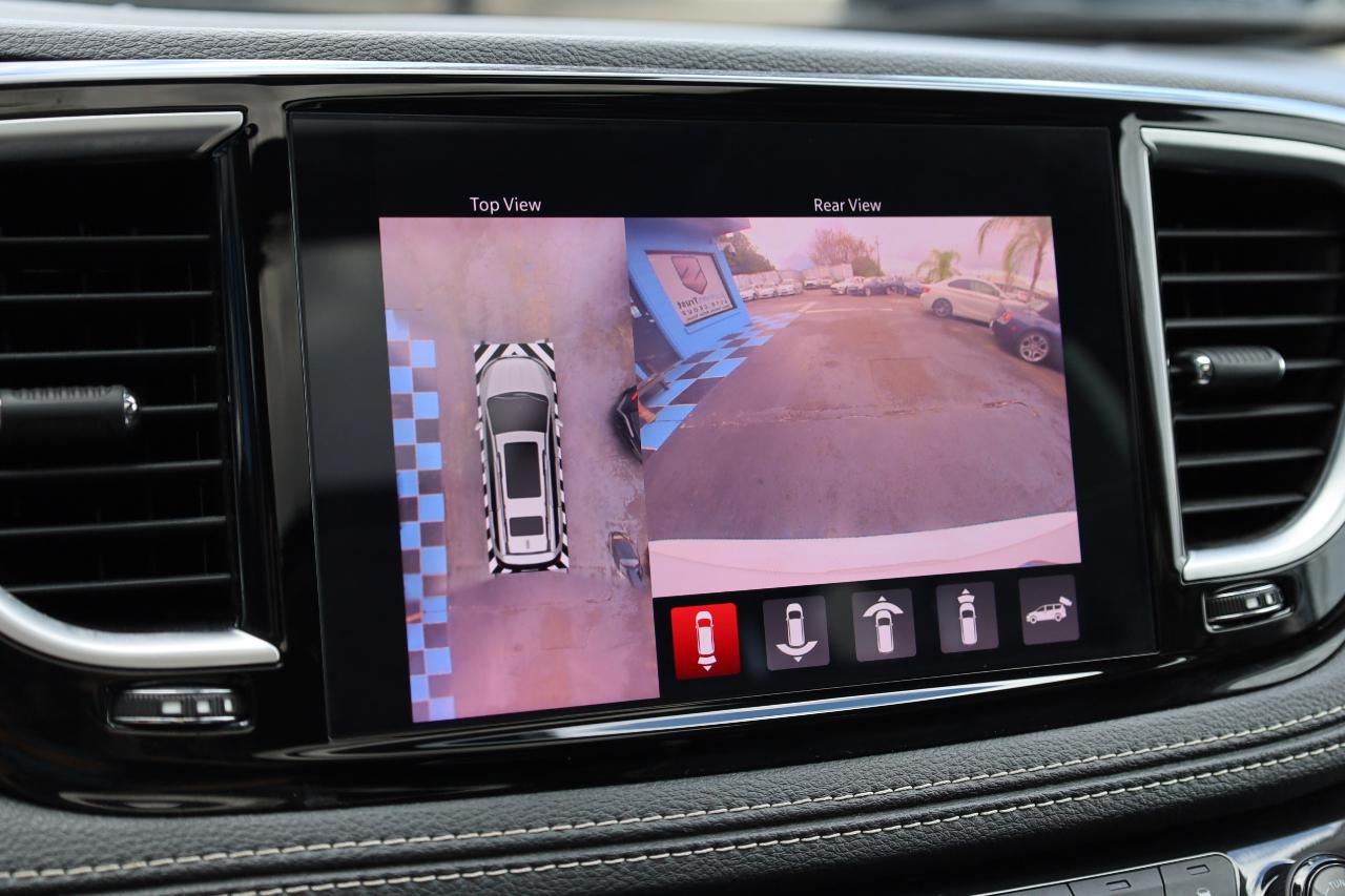 Chrysler Pacifica Limited FWD 2022