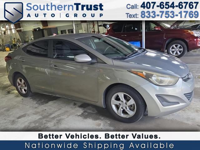 Gray 2015 Hyundai Elantra Sedan Front-Wheel Drive Manual