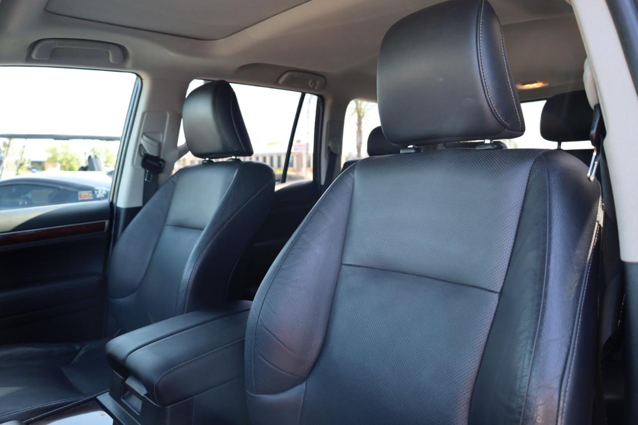 Lexus GX 460 4WD 4dr 2011