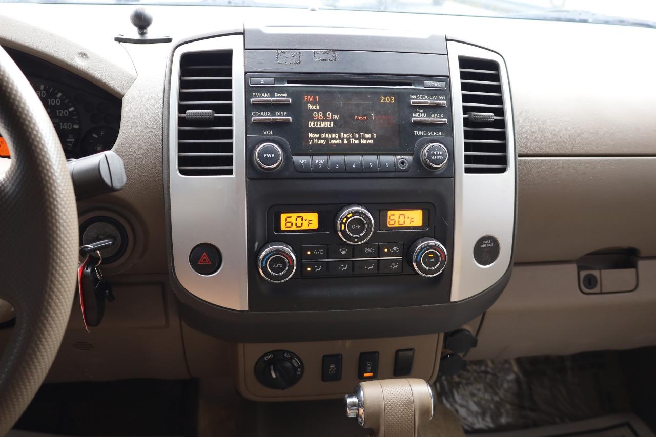 Nissan Frontier 4WD King Cab Auto SV 2013