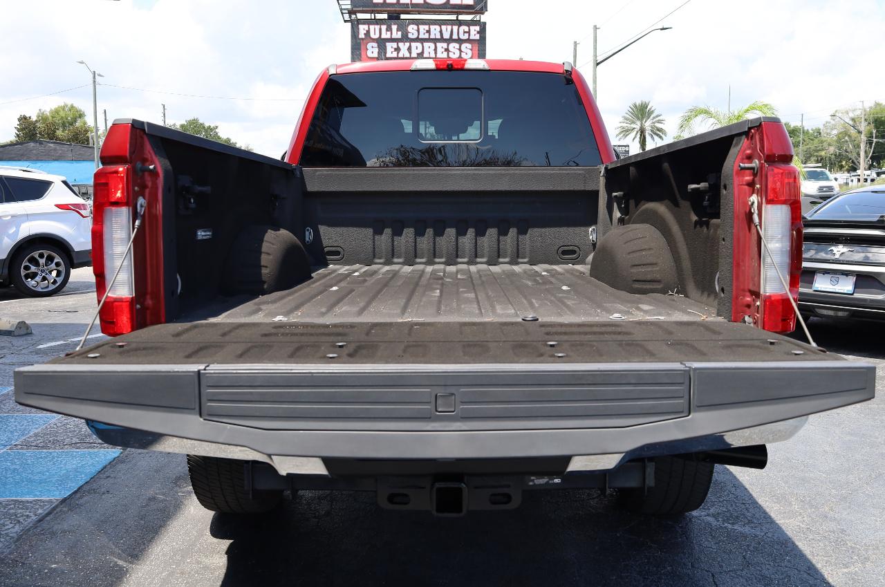 Ford Super Duty F-250 SRW Lariat 4WD Crew Cab 6.75' Box 2017