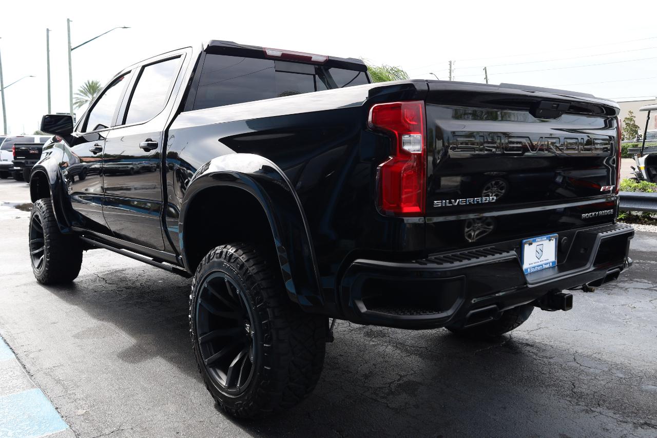 Chevrolet Silverado 1500 4WD Crew Cab 147" RST 2021