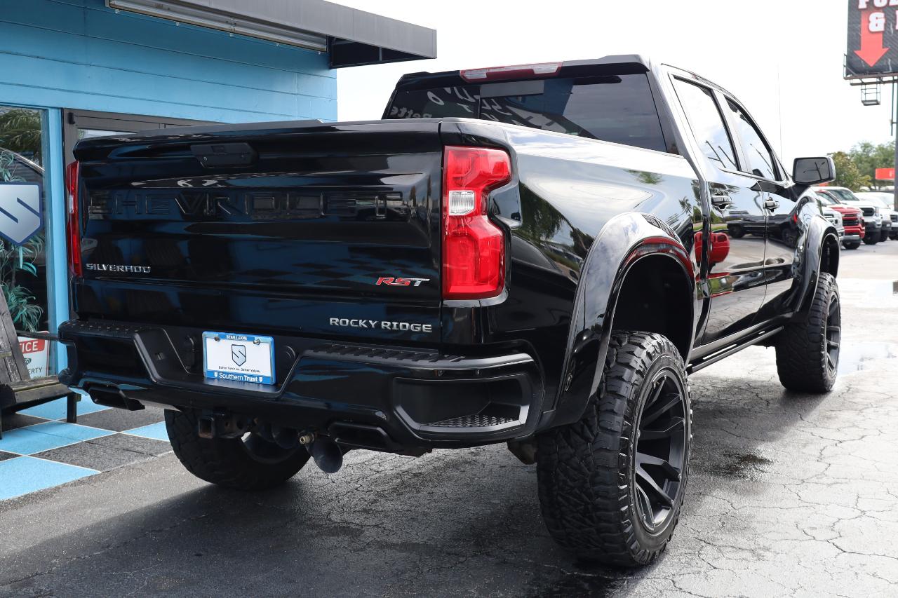 Chevrolet Silverado 1500 4WD Crew Cab 147" RST 2021