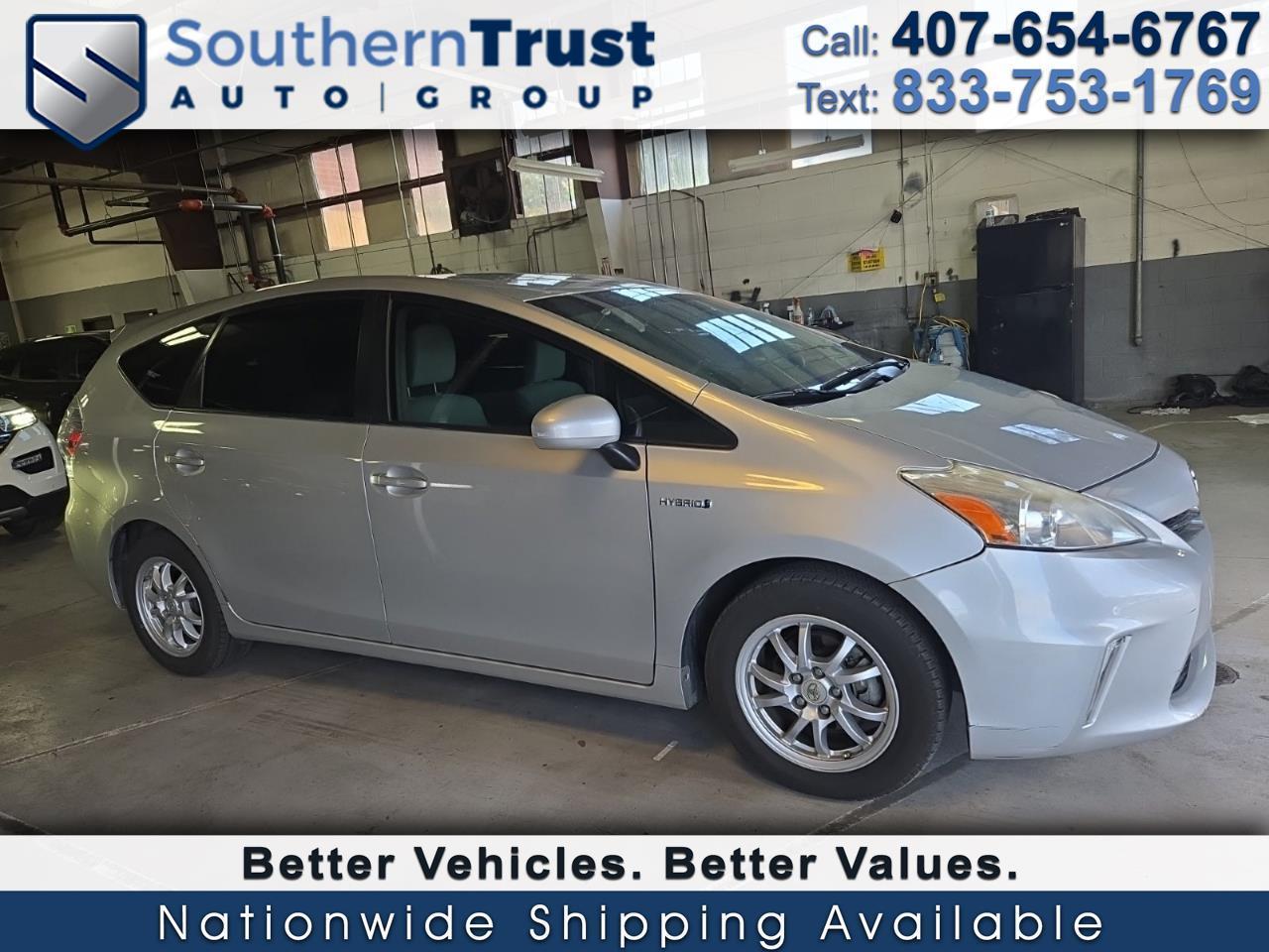 Toyota Prius V 5dr Wgn Three (Natl) 2012