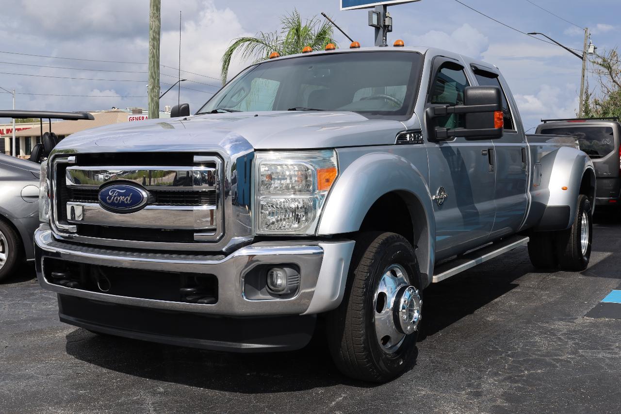 Ford Super Duty F-350 DRW 4WD Crew Cab 172" XLT 2016