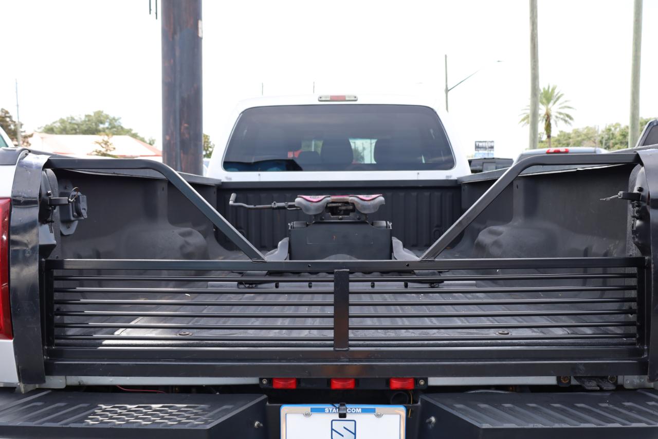 Ford Super Duty F-350 DRW 4WD Crew Cab 172" XLT 2016