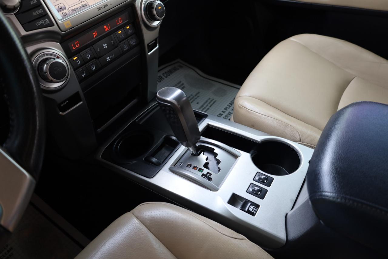 Toyota 4Runner RWD 4dr V6 Limited (Natl) 2013