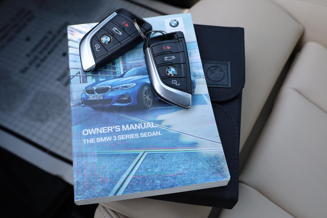 BMW 3 Series 330i xDrive Sedan North America 2021