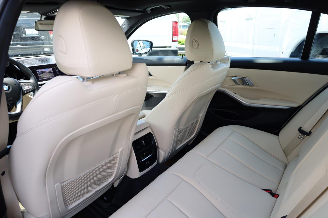 BMW 3 Series 330i xDrive Sedan North America 2021