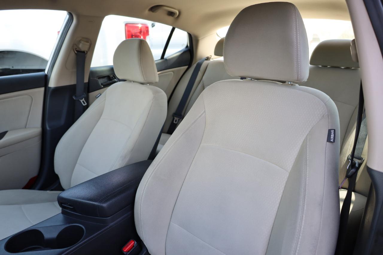Kia Optima 4dr Sdn LX 2013