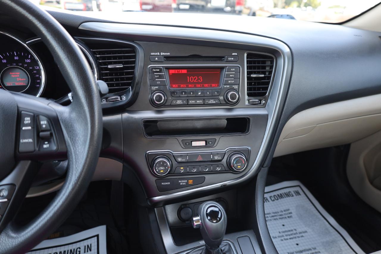 Kia Optima 4dr Sdn LX 2013