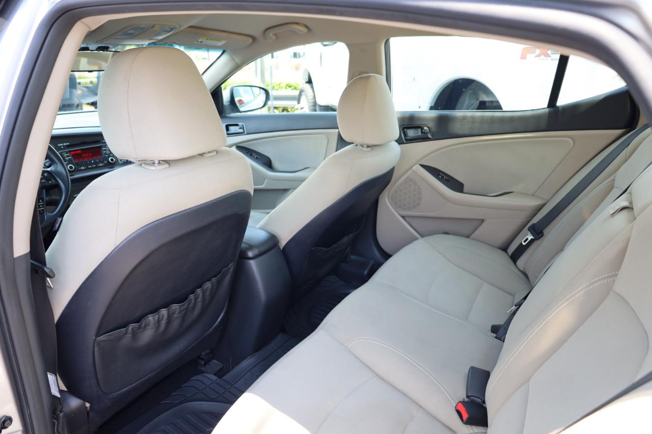 Kia Optima 4dr Sdn LX 2013
