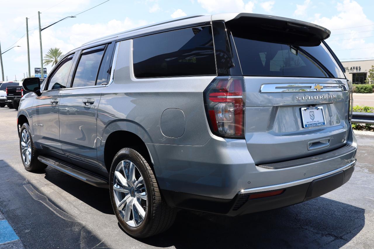 Chevrolet Suburban 2WD 4dr LS 2024