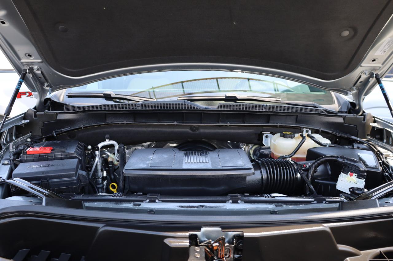 Chevrolet Suburban 2WD 4dr LS 2024