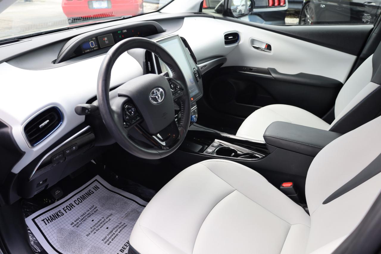 Toyota Prius Limited (Natl) 2019