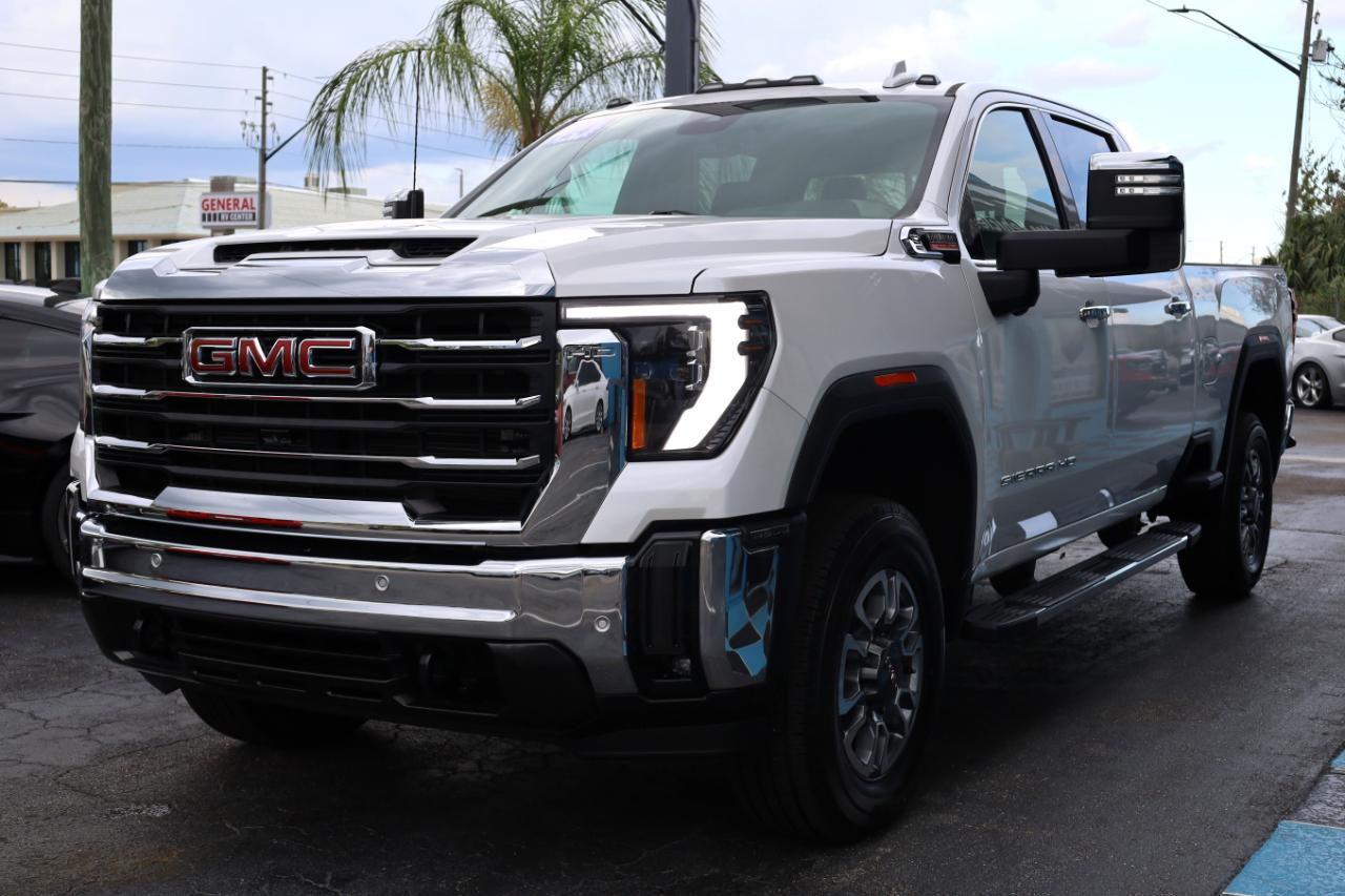 GMC Sierra 2500HD 4WD Crew Cab 159" SLT 2024