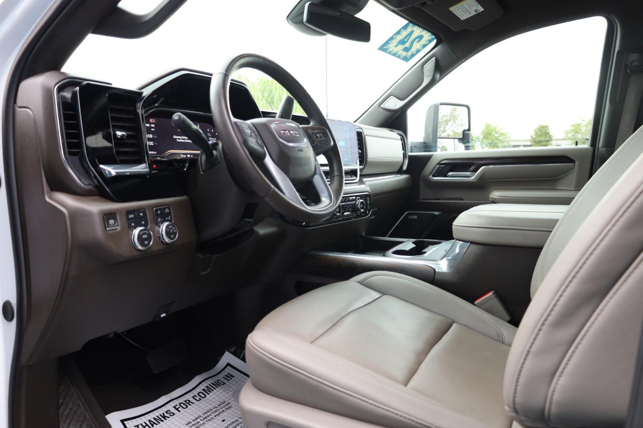 GMC Sierra 2500HD 4WD Crew Cab 159" SLT 2024