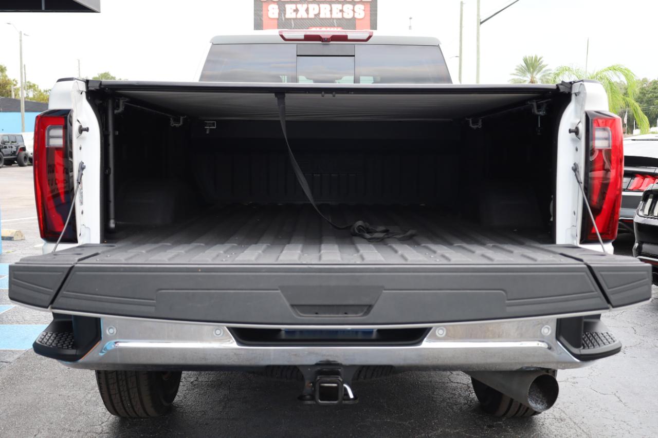 GMC Sierra 2500HD 4WD Crew Cab 159" SLT 2024