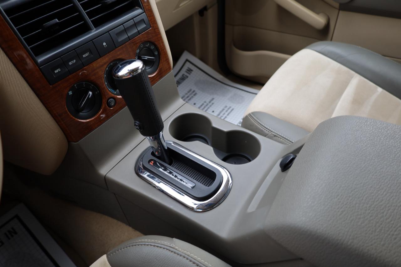 Ford Explorer 4dr 114" WB 4.0L Eddie Bauer 2006
