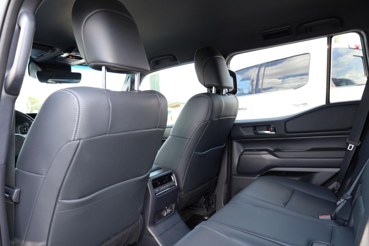 Toyota Land Cruiser 4WD (Natl) 2024