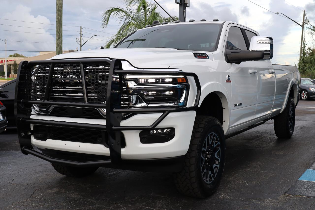 RAM 3500 Longhorn 4x4 Crew Cab 8' Box 2025