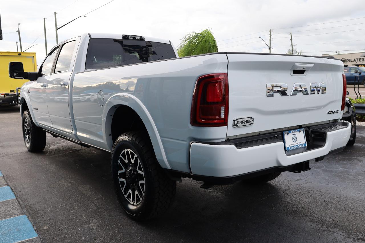 RAM 3500 Longhorn 4x4 Crew Cab 8' Box 2025