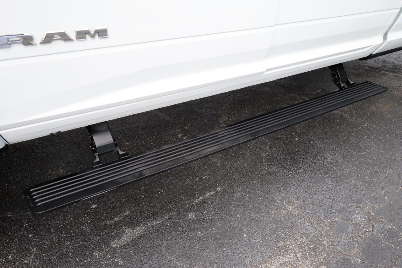 RAM 3500 Longhorn 4x4 Crew Cab 8' Box 2025